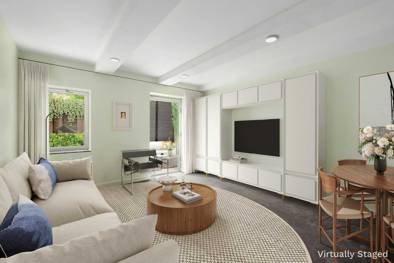 458 W 20th St #1D - Photo 2 of 10