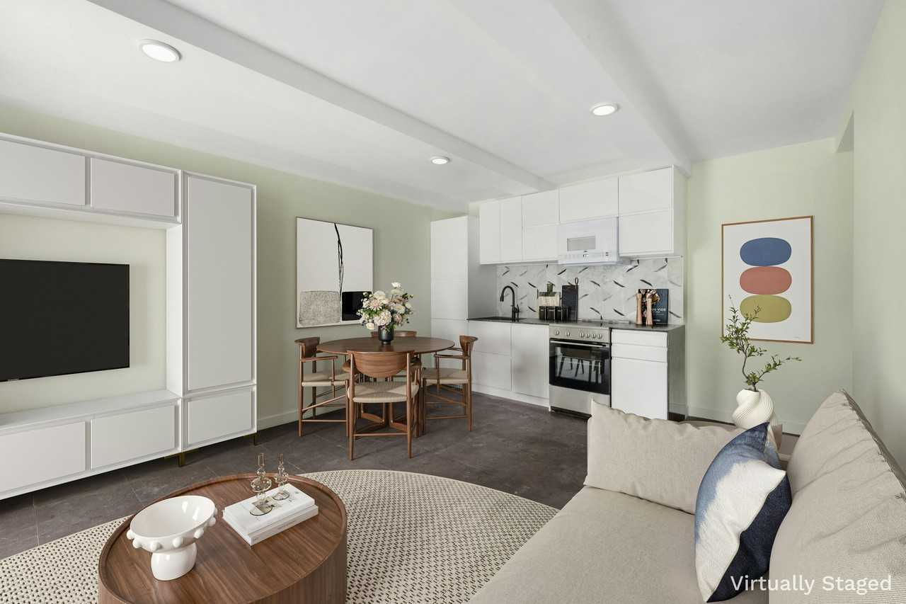 458 W 20th St #1D - Photo 3 of 10