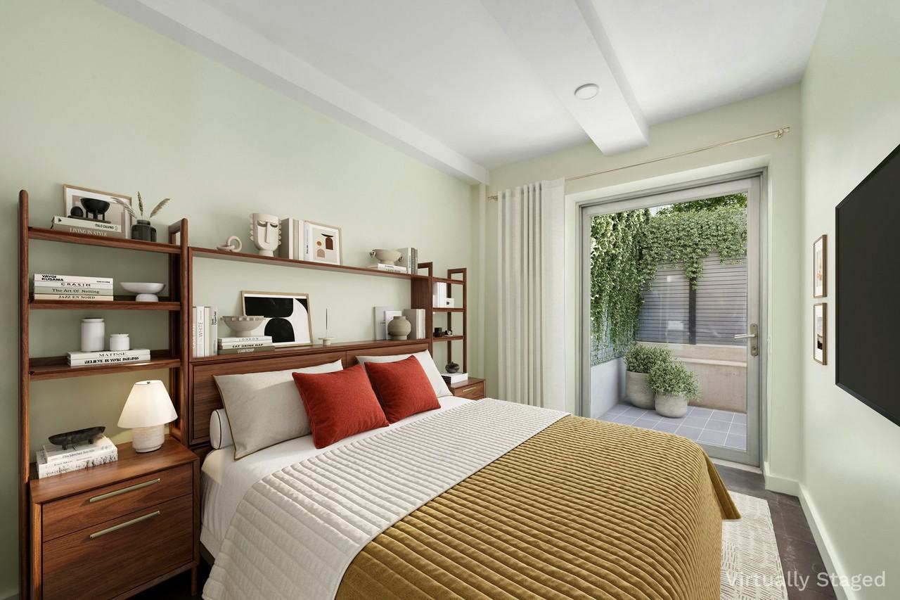 458 W 20th St #1D - Photo 5 of 10