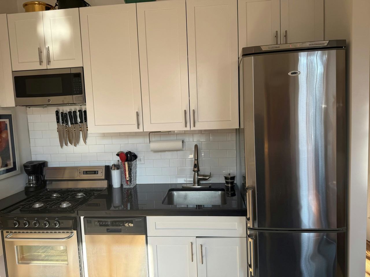 51 Morton St #4C - Photo 4 of 7