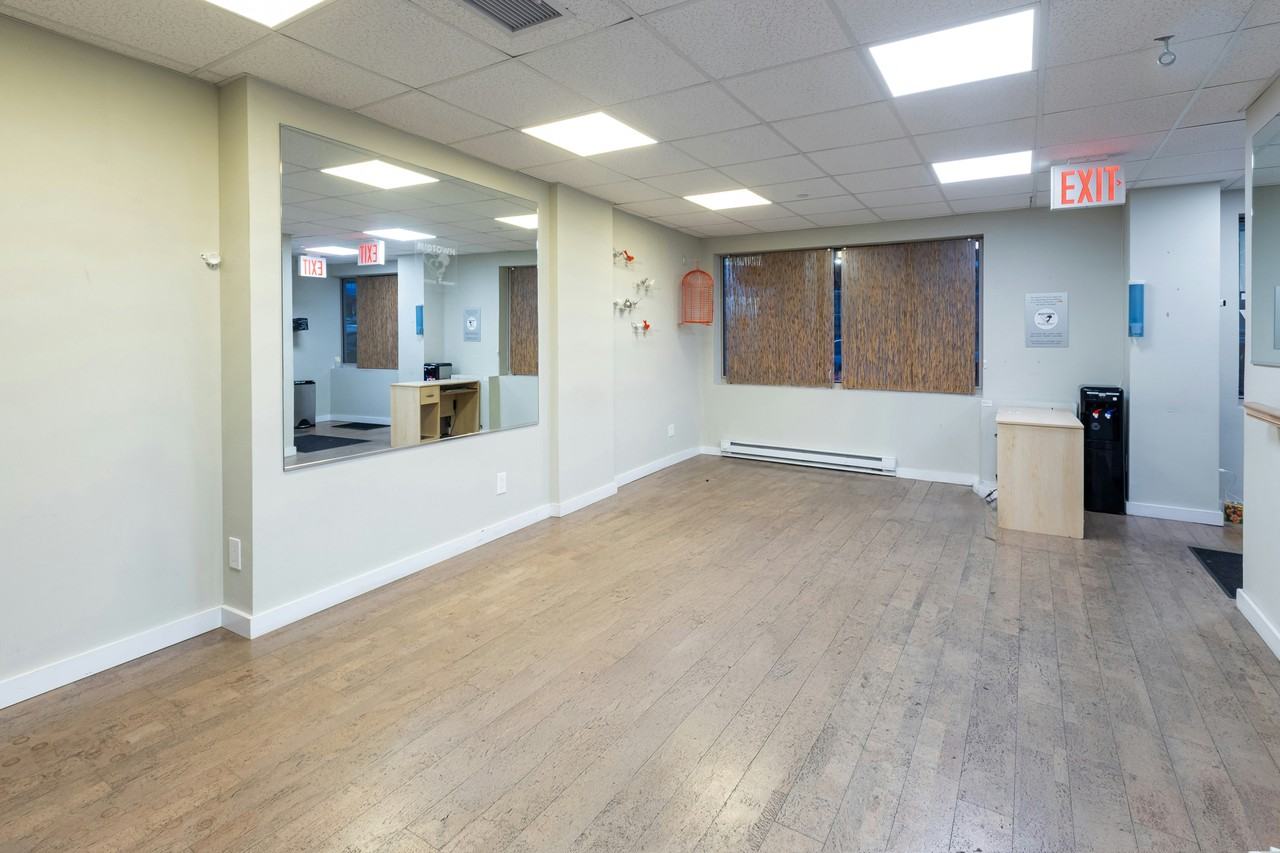 3534 Riverdale Ave #CF2 - Photo 4 of 14