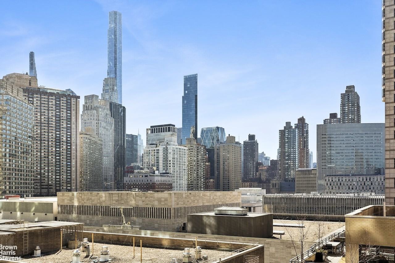 130 W 67th St #14H - Photo 3 of 12