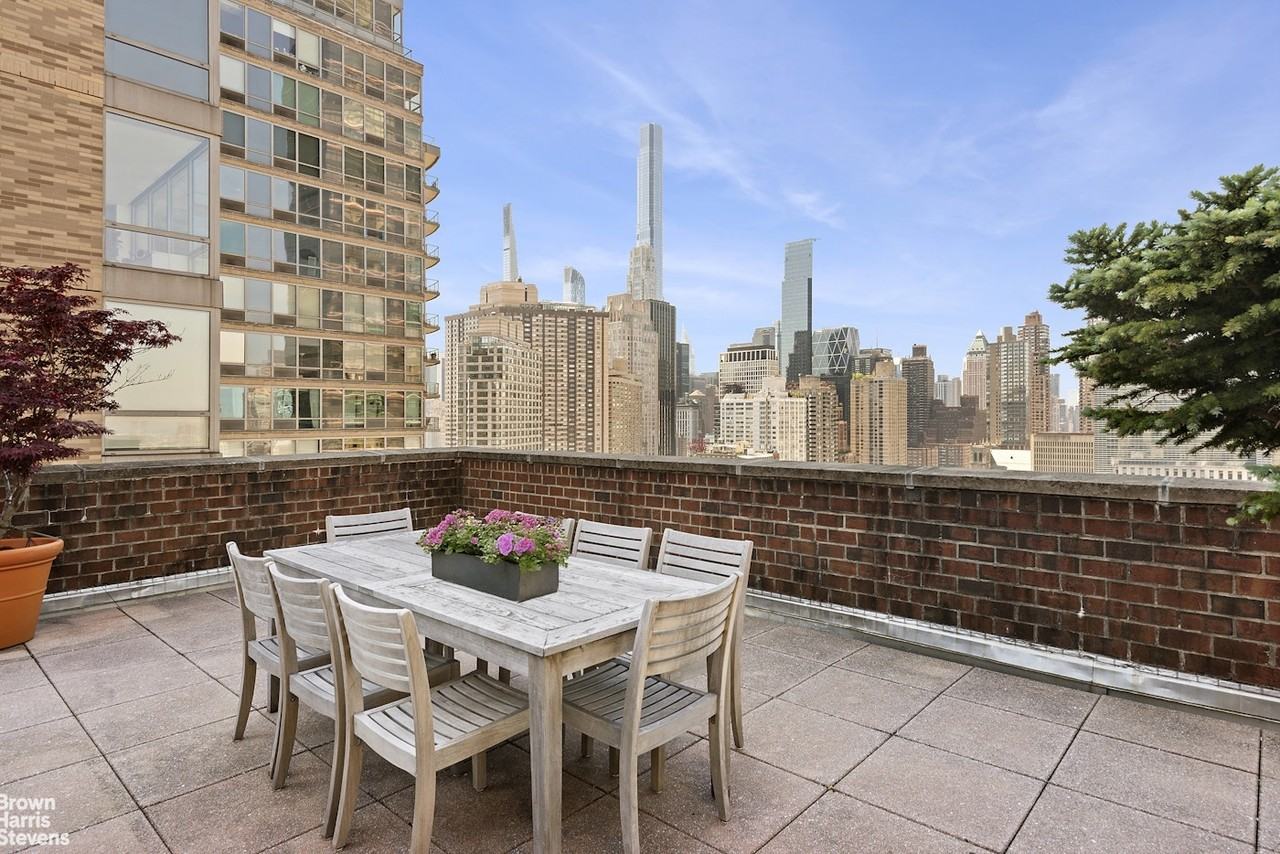 130 W 67th St #14H - Photo 7 of 12