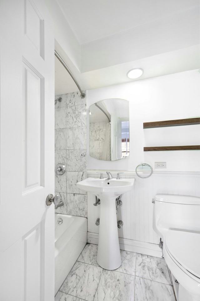 362 15th St #4F - Photo 6 of 10