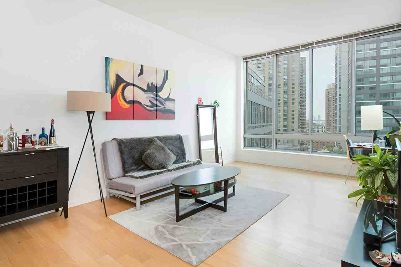 47TH AVENUE/47TH ROAD #1507 - Photo 4 of 27