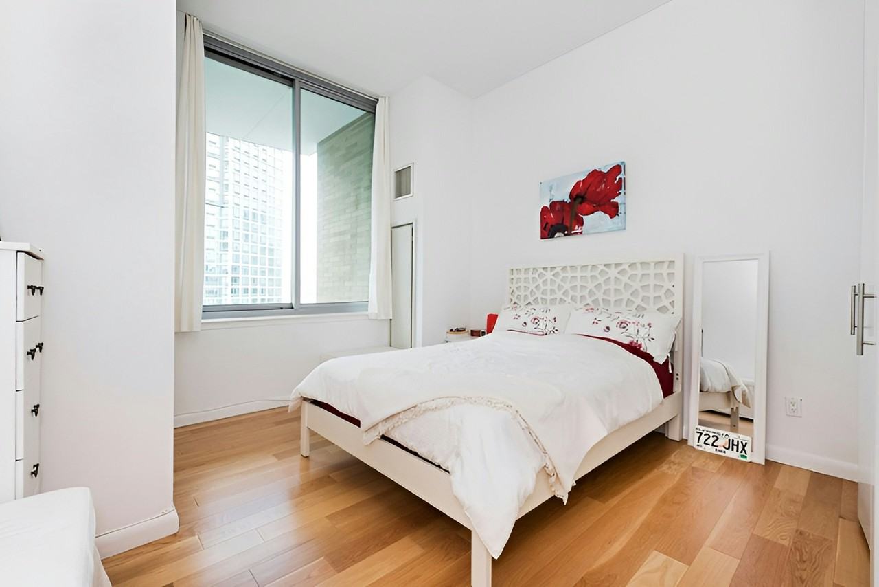 47TH AVENUE/47TH ROAD #1507 - Photo 7 of 27