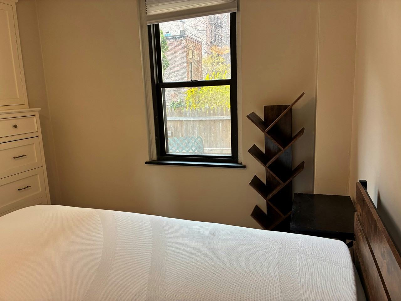 240 E 79th St #D - Photo 5 of 10