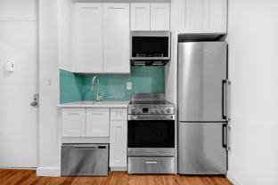630 E 9th St #7 - Photo 1 of 1