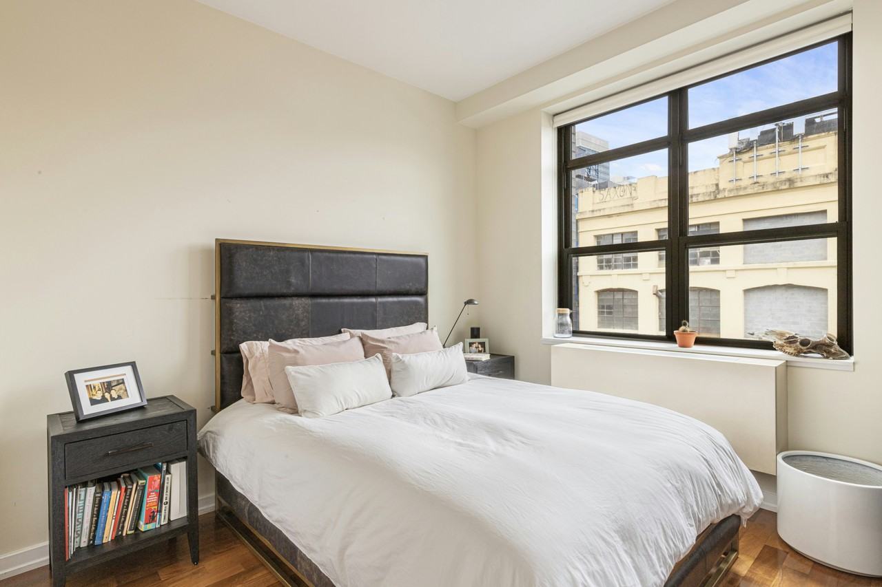 80 Metropolitan Ave #5R - Photo 4 of 6