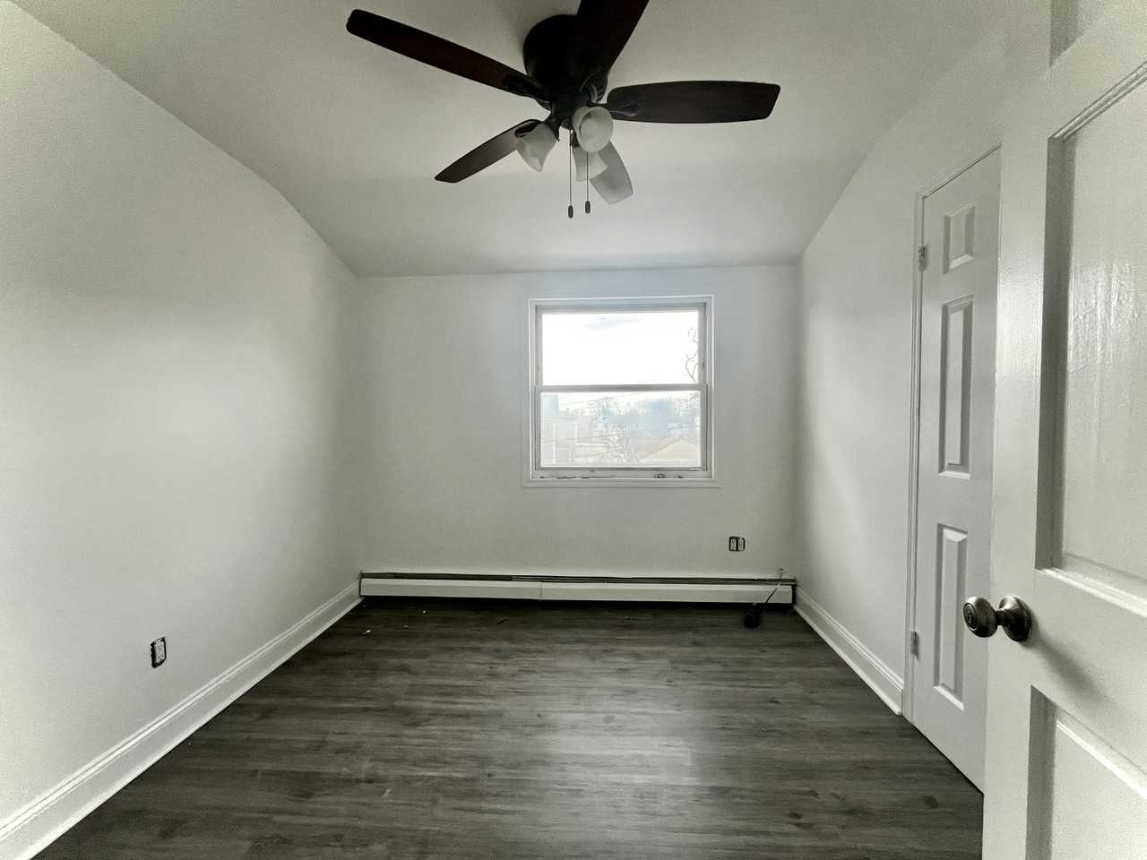 18107 147th Ave #2 - Photo 7 of 7