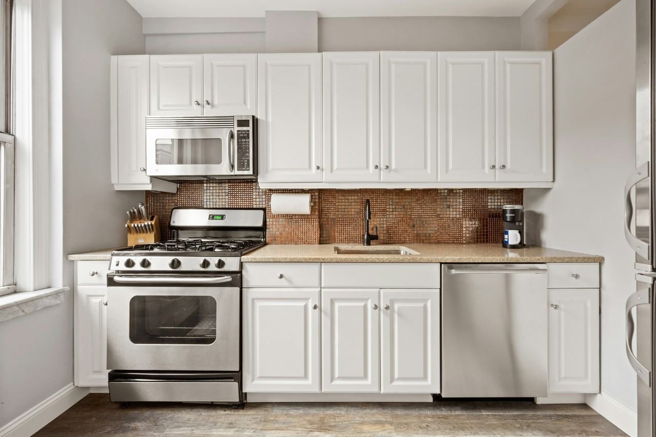 245 W 104th St #7A - Photo 2 of 4