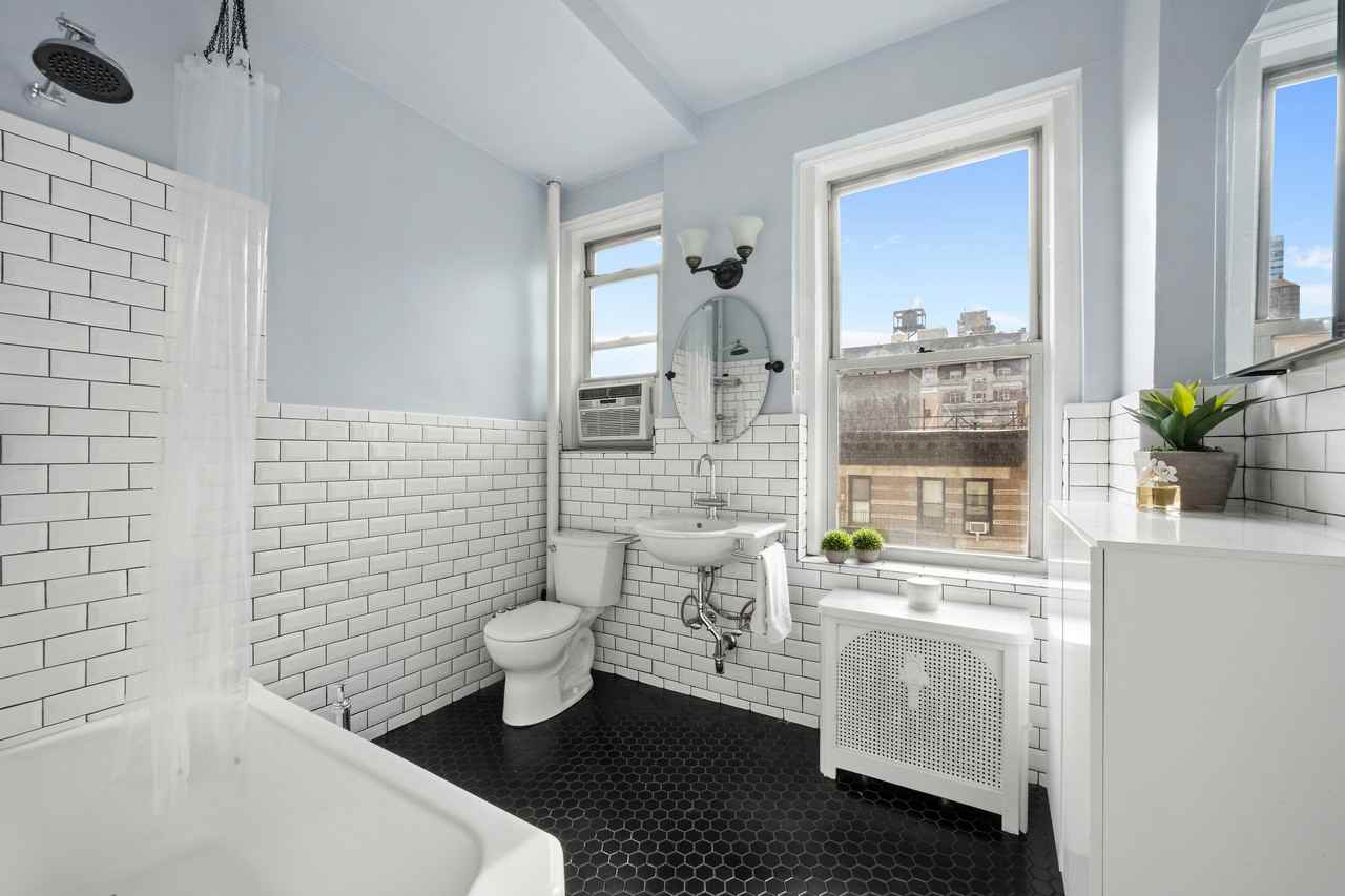 245 W 104th St #7A - Photo 4 of 4