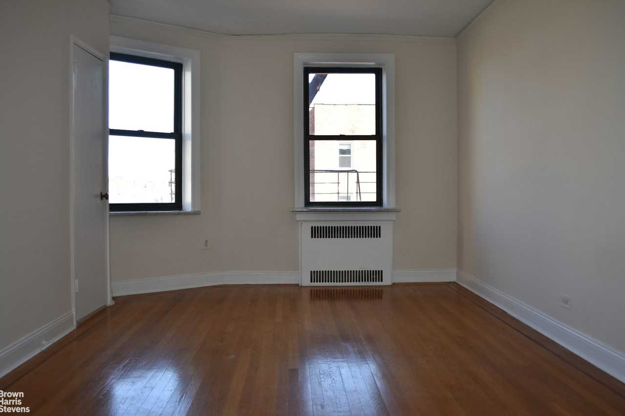 802 W 190th St #4B - Photo 3 of 6