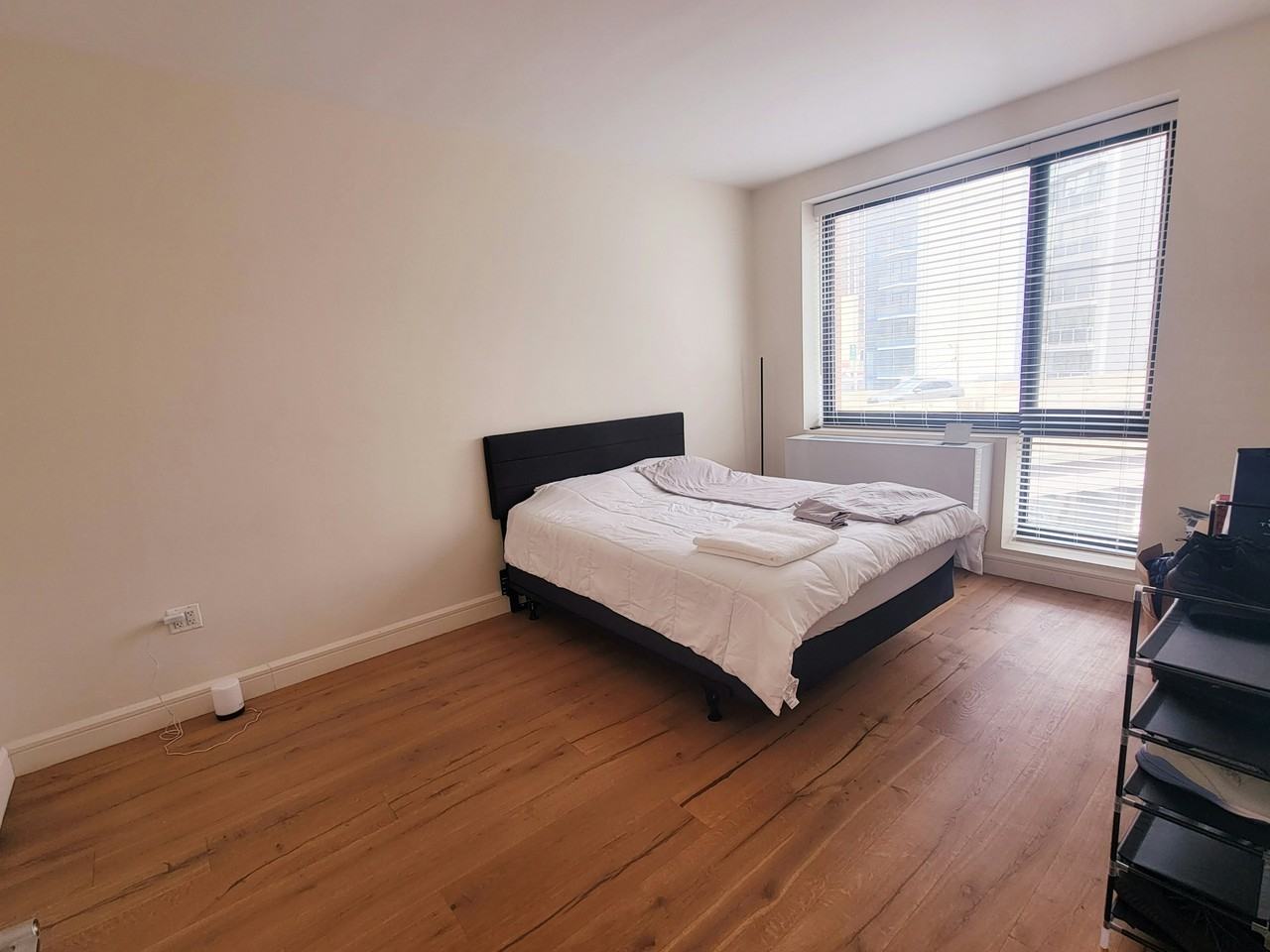 CRESCENT STREET/27TH STREET #310 - Photo 6 of 14