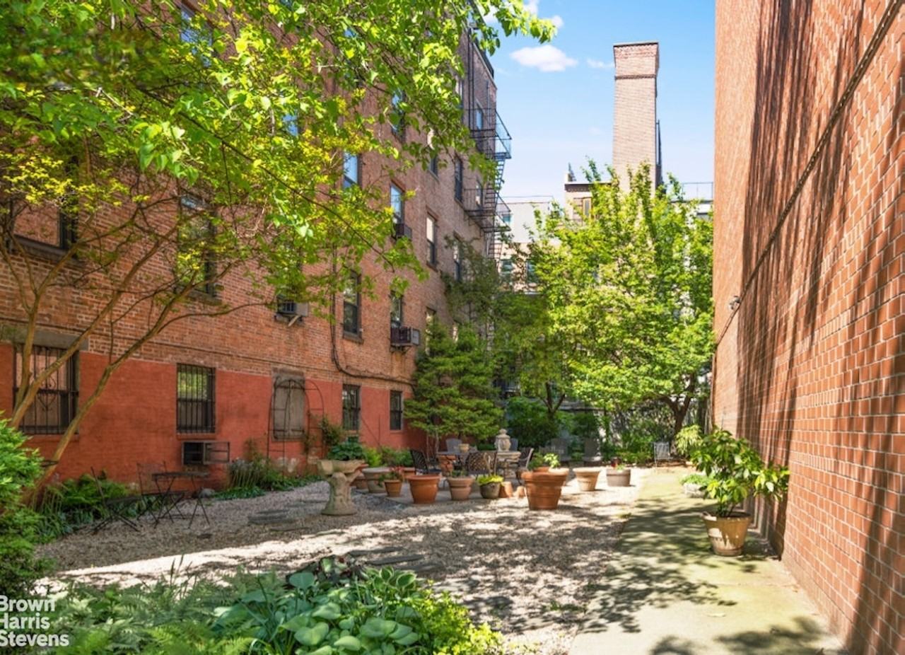 447 W 45th St #5B - Photo 7 of 7