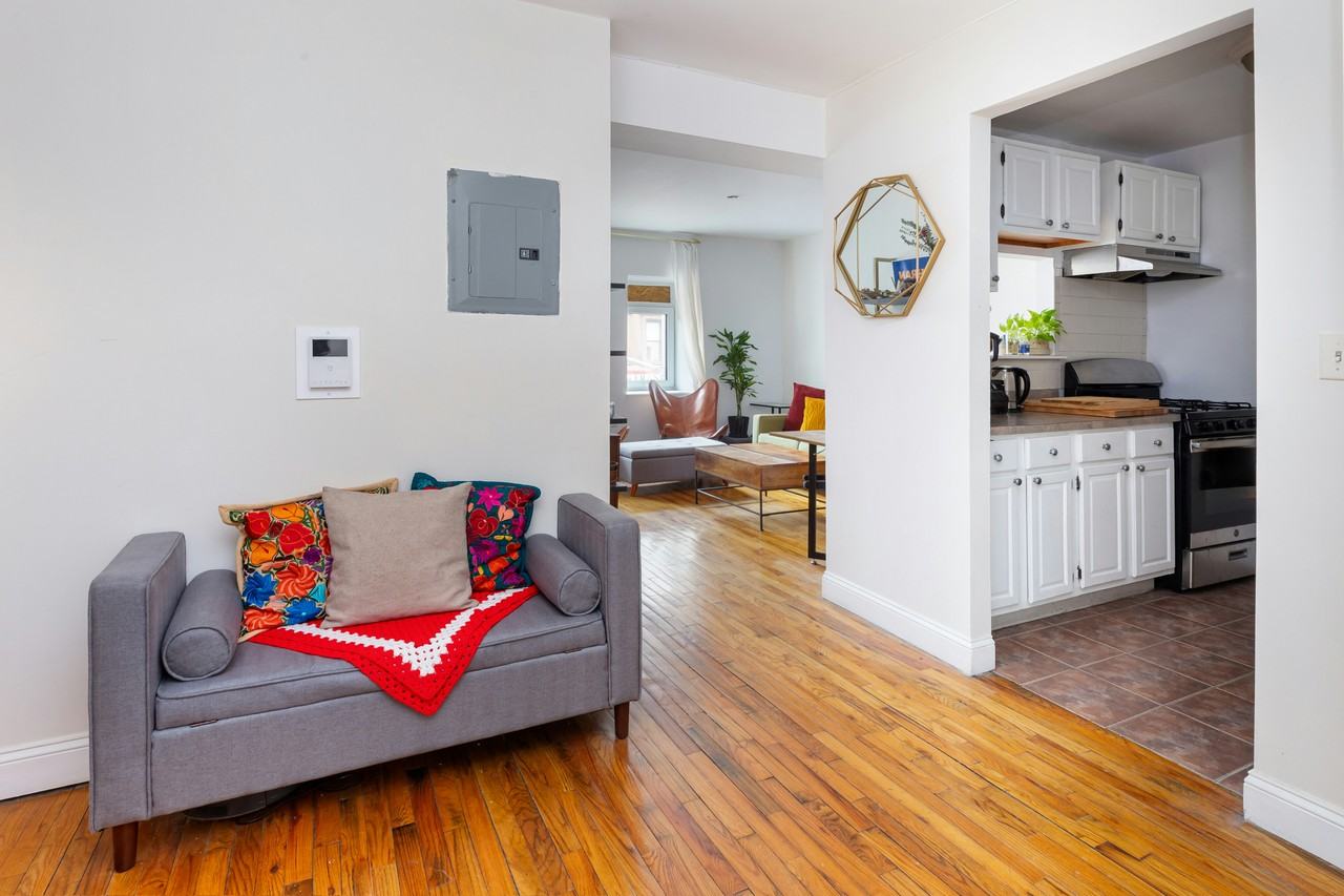 1240 Bedford Ave #2H - Photo 2 of 8