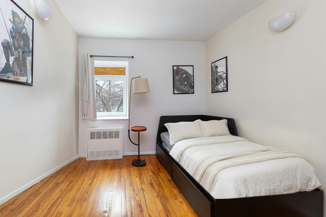 1240 Bedford Ave #2H - Photo 4 of 8