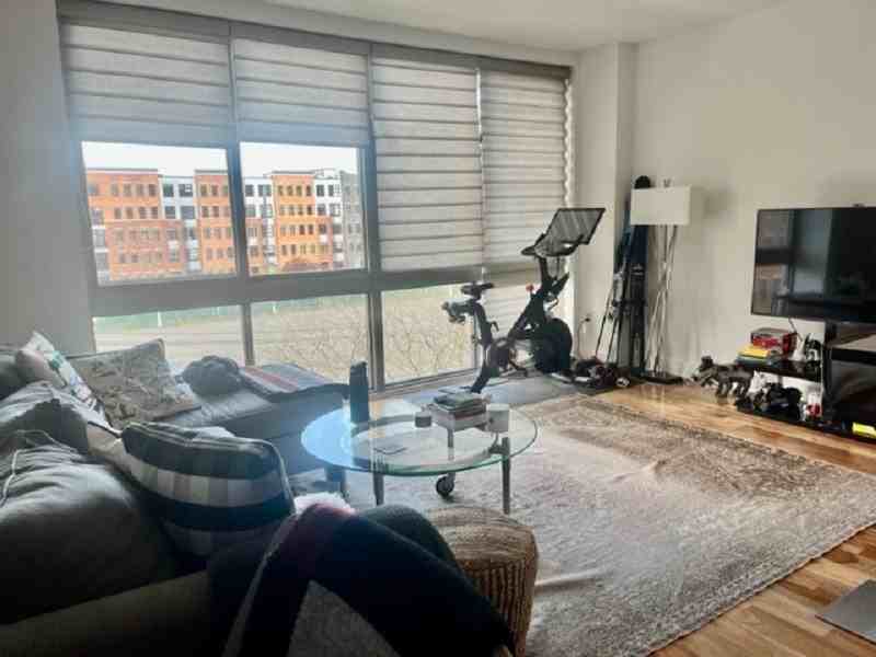 800 Jackson St #405 - Photo 3 of 8