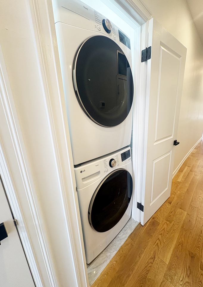 593 President St #2L - Photo 5 of 5