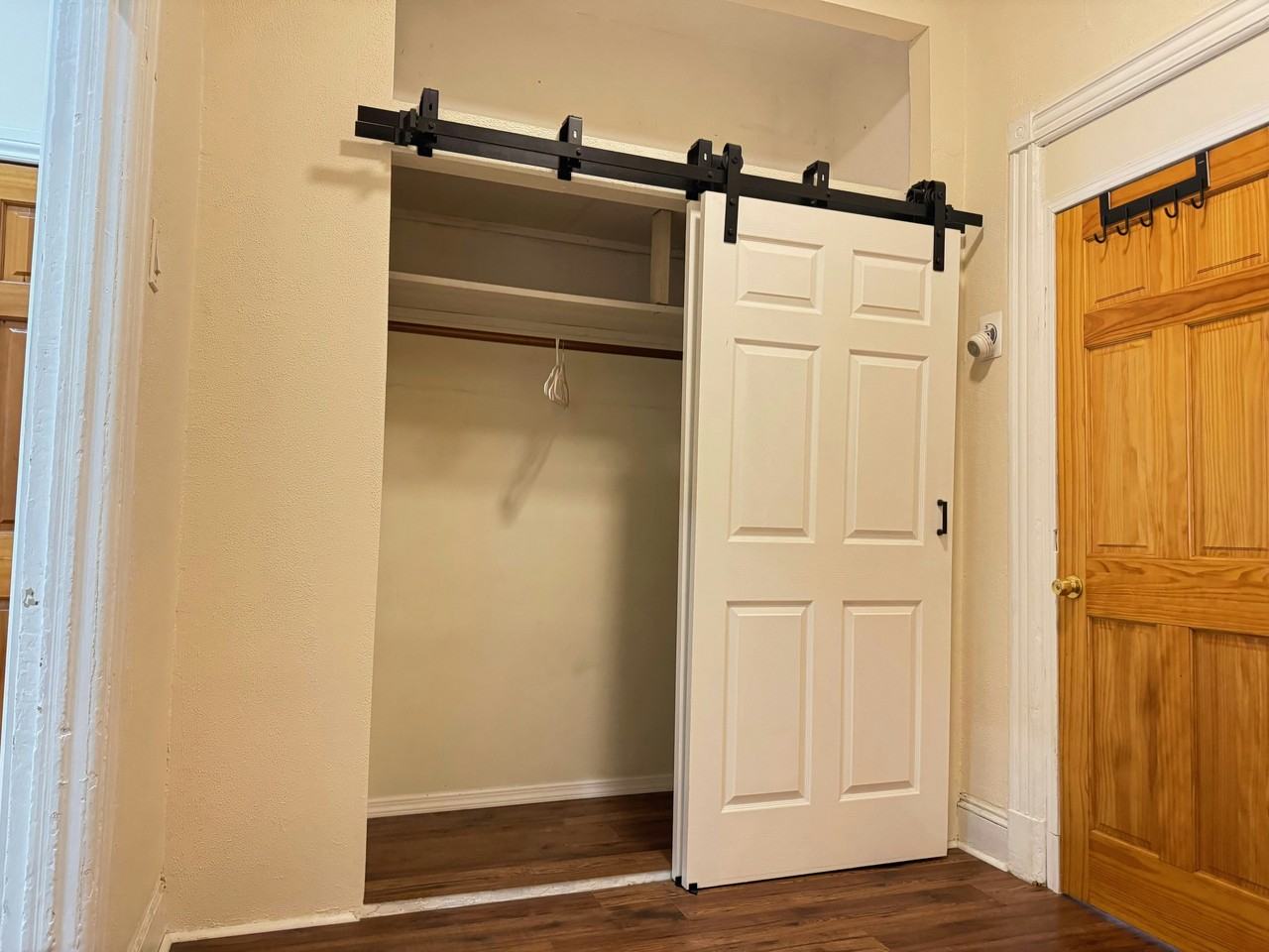 456 Harman St #1 - Photo 3 of 6