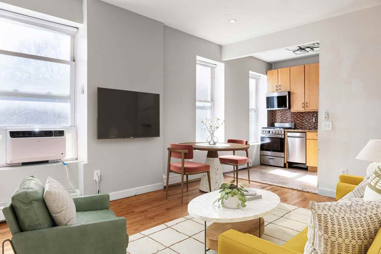 630 Union St #2D - Photo 4 of 7