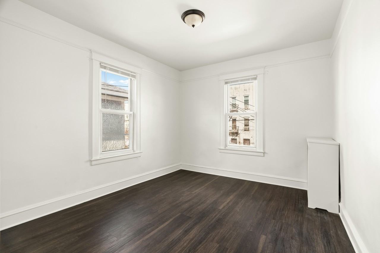 357 62nd St #2 - Photo 4 of 6