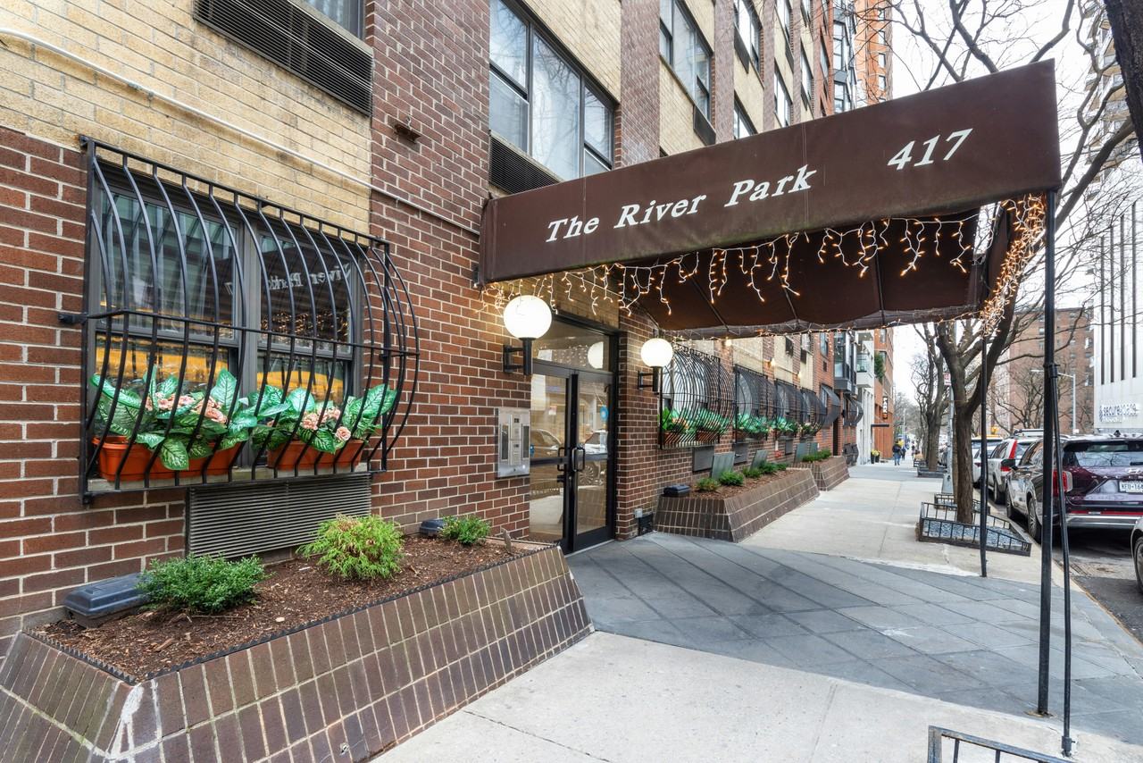 417 E 90th St #4C - Photo 5 of 5