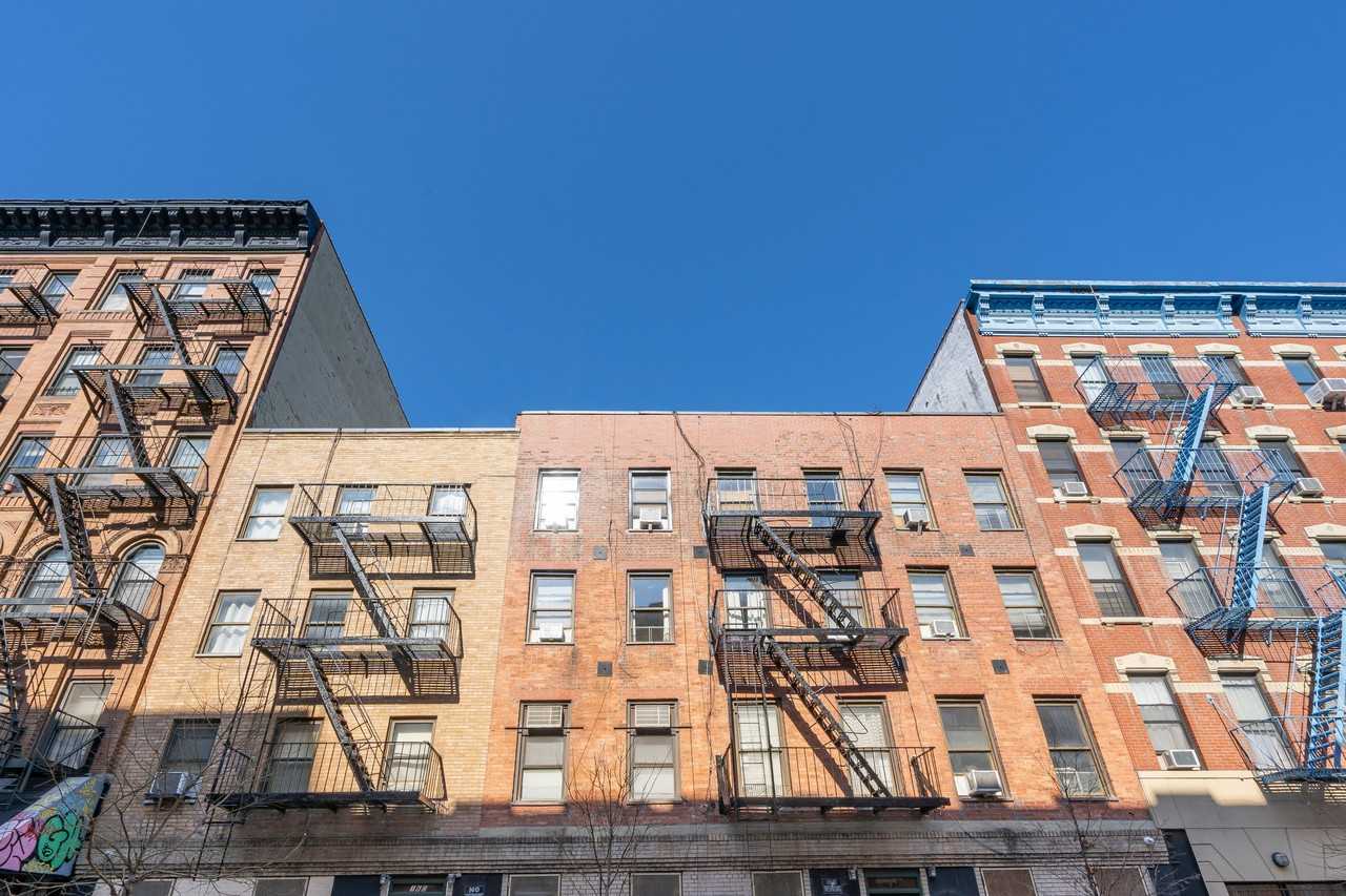 160 E 2nd St #3A - Photo 7 of 12