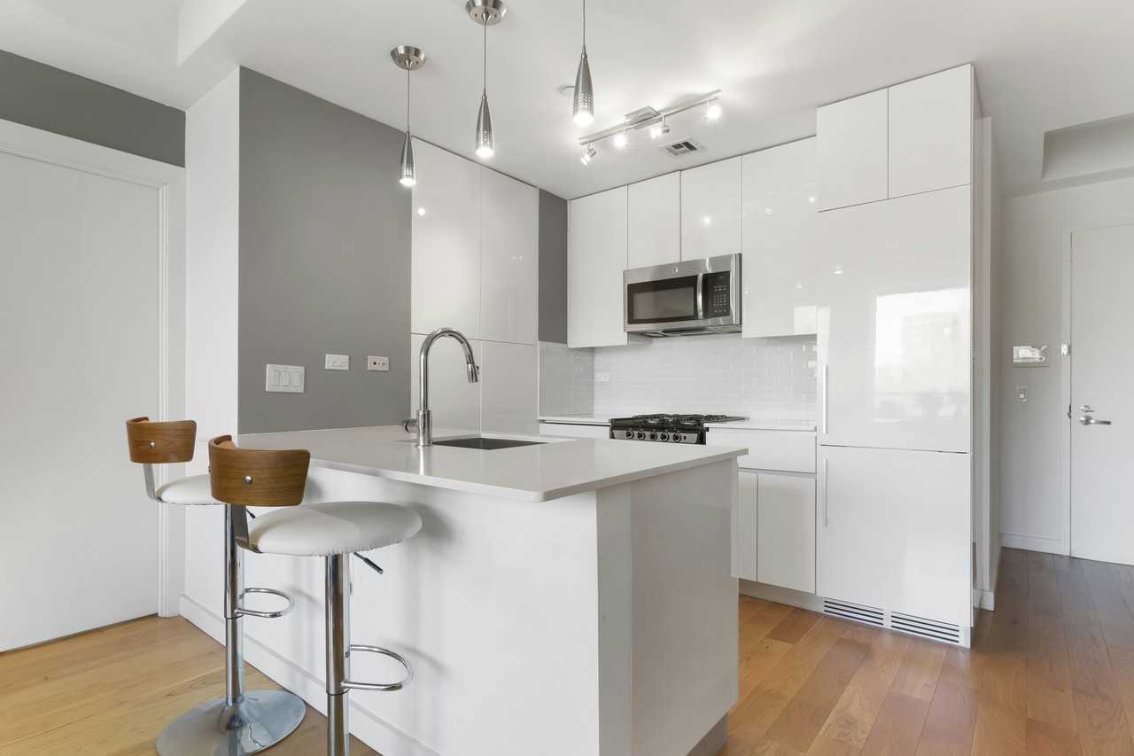 48 E 132nd St #PHC - Photo 2 of 10