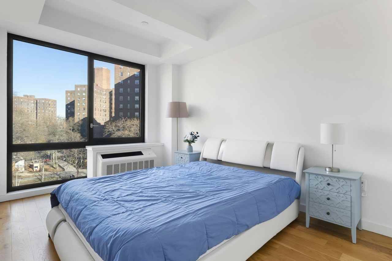 48 E 132nd St #PHC - Photo 3 of 10