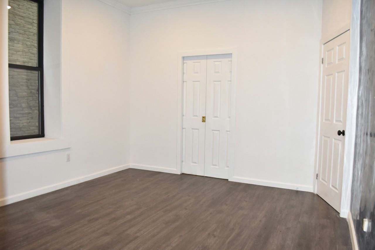 474 W 158th St #4 - Photo 3 of 16