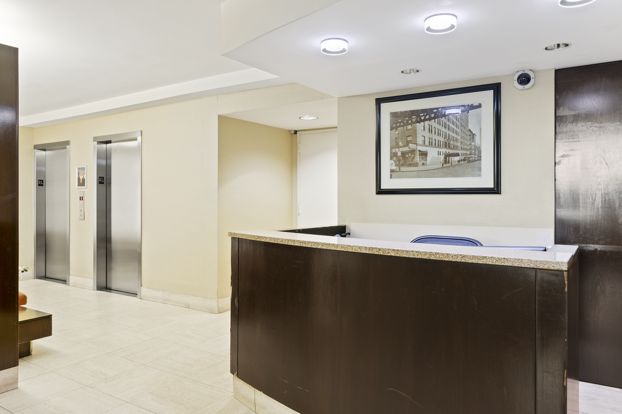 166 E 35th St #3F - Photo 6 of 10