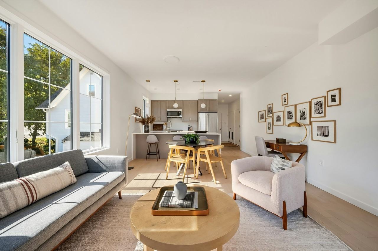 7 S Highland Ave #201 - Photo 2 of 18