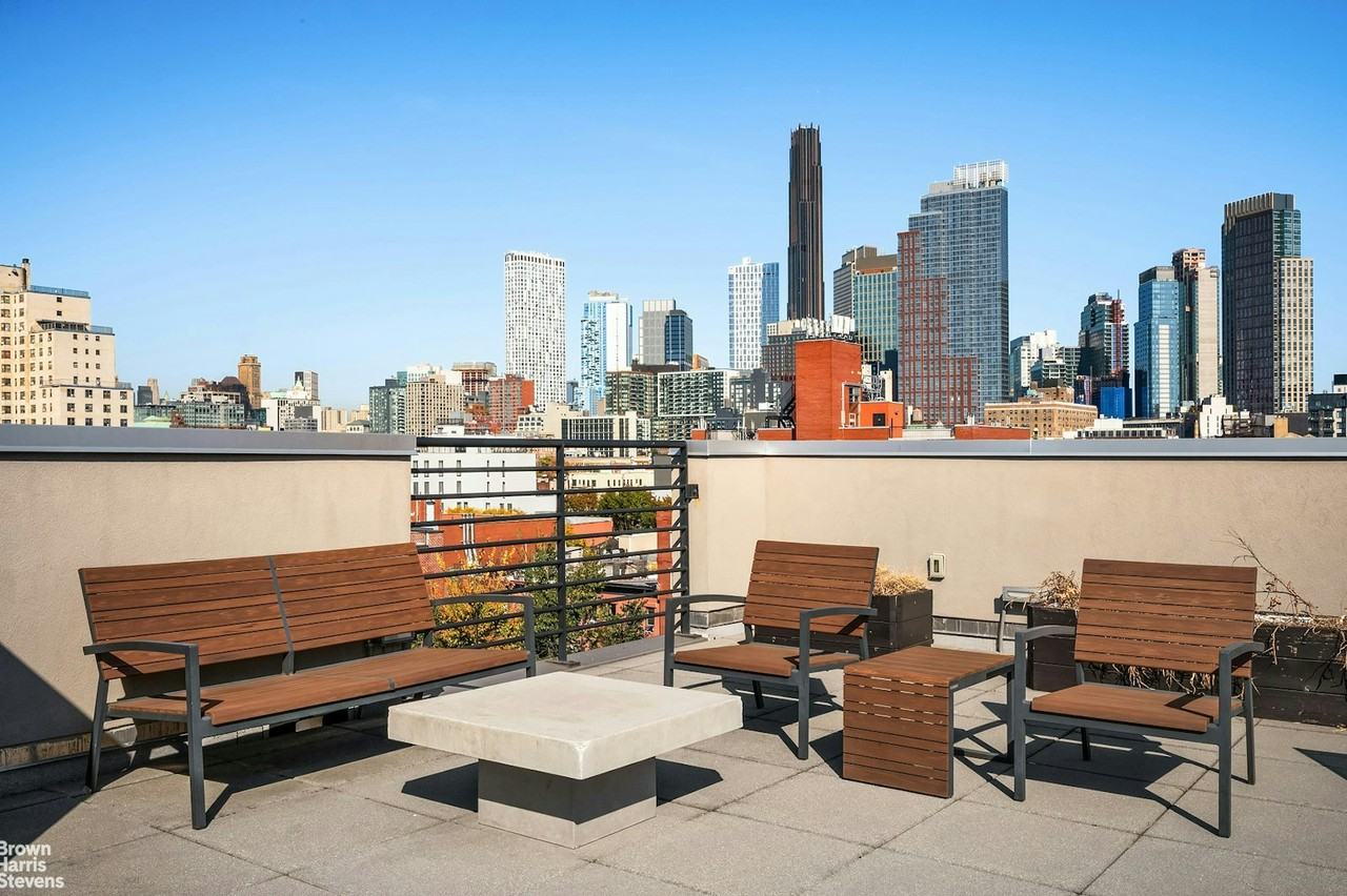 577 Baltic St #4C - Photo 6 of 8