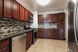 3935 Blackstone Ave #7D - Photo 1 of 1