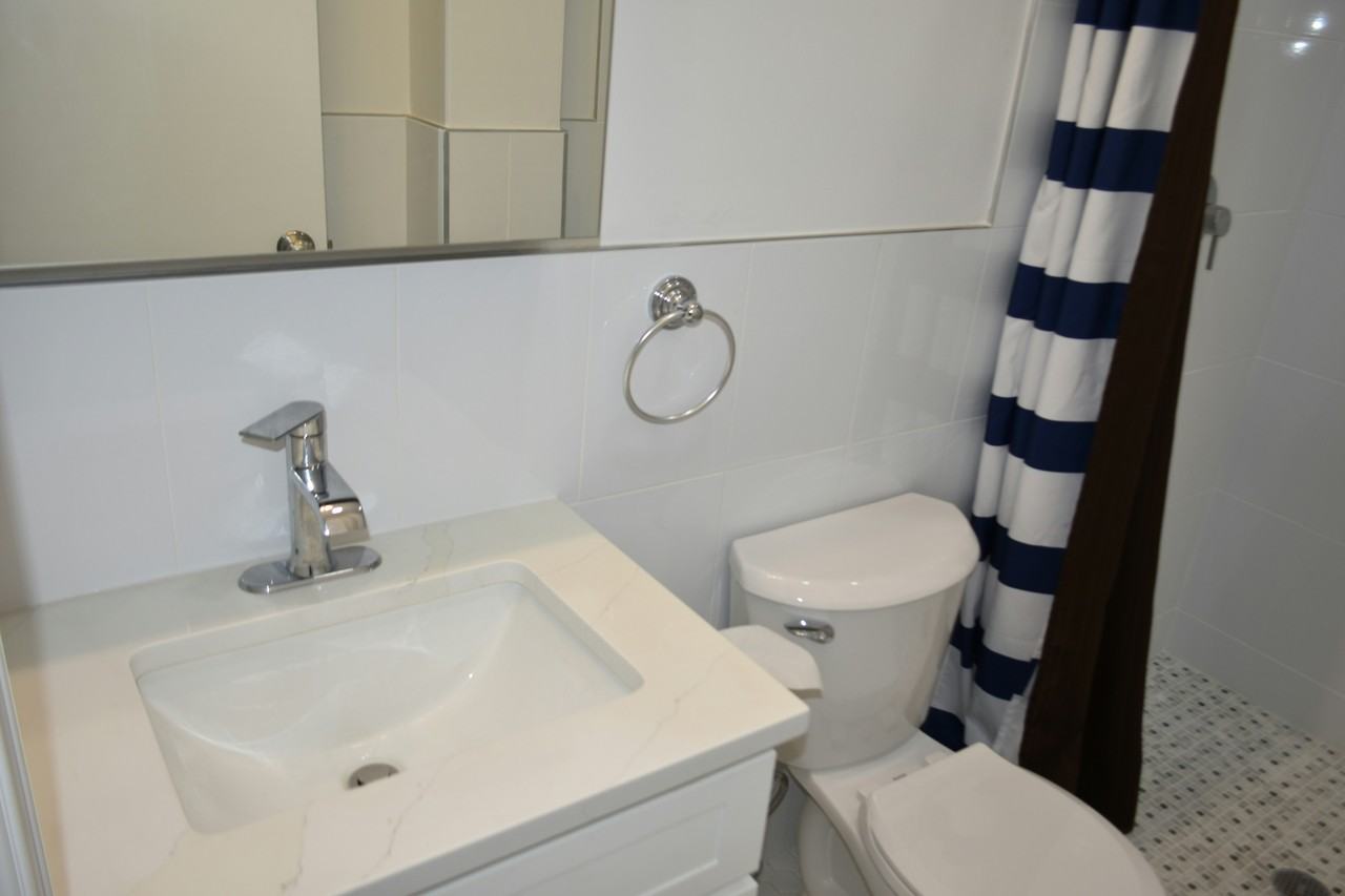 160 Wadsworth Ave #104 - Photo 7 of 19