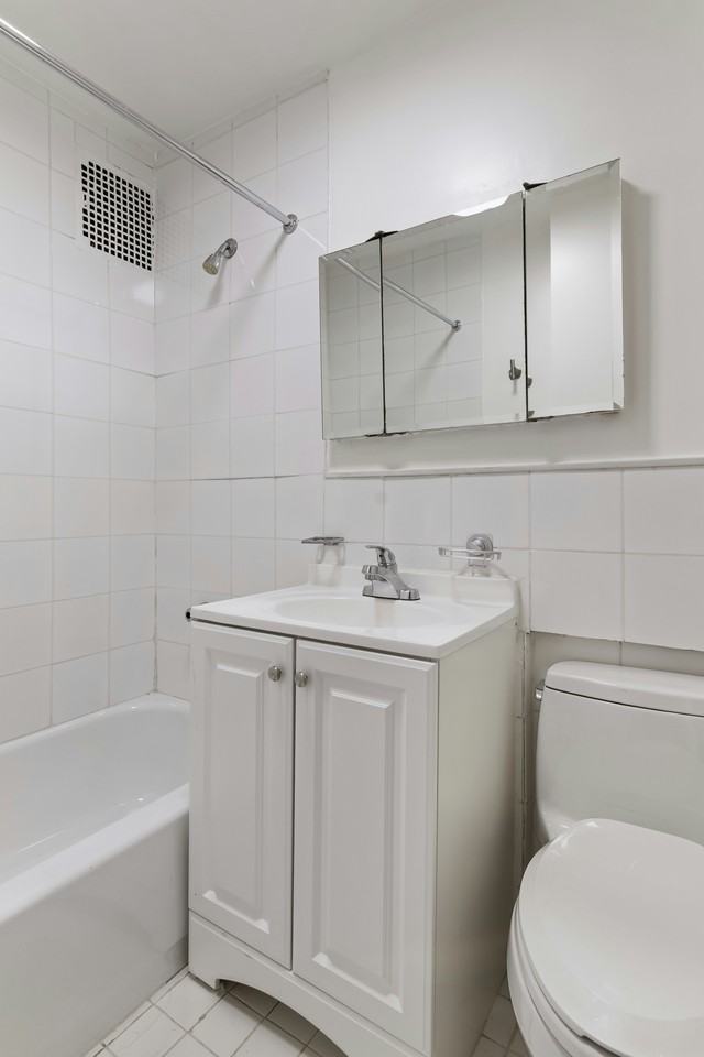 223 E 78th St #1A - Photo 6 of 6