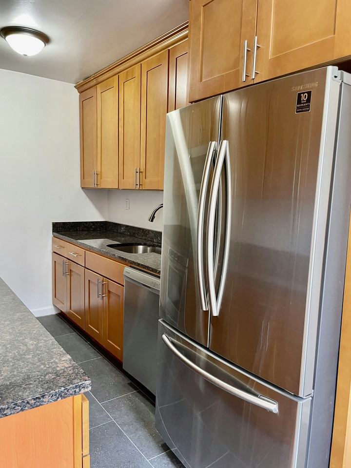 PETTIT AVENUE/BRITTON AVENUE #403 - Photo 6 of 8