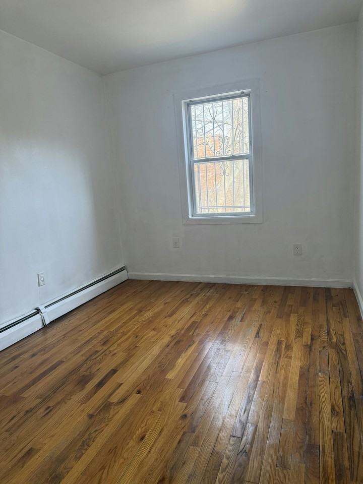 273 Miller Ave #1 - Photo 3 of 8