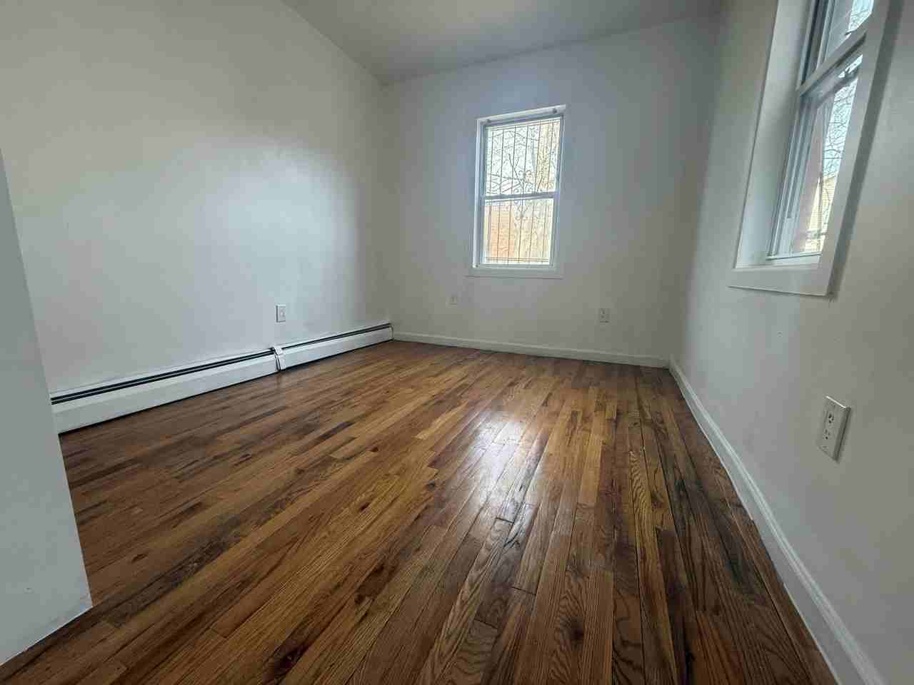 273 Miller Ave #1 - Photo 4 of 8