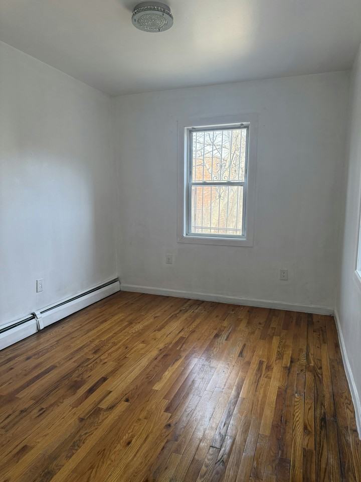 273 Miller Ave #1 - Photo 6 of 8