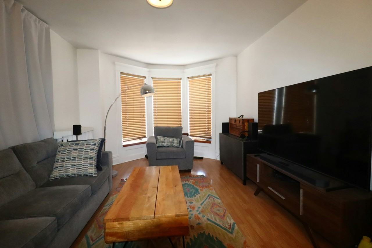 1272 Park Pl #2 - Photo 4 of 13