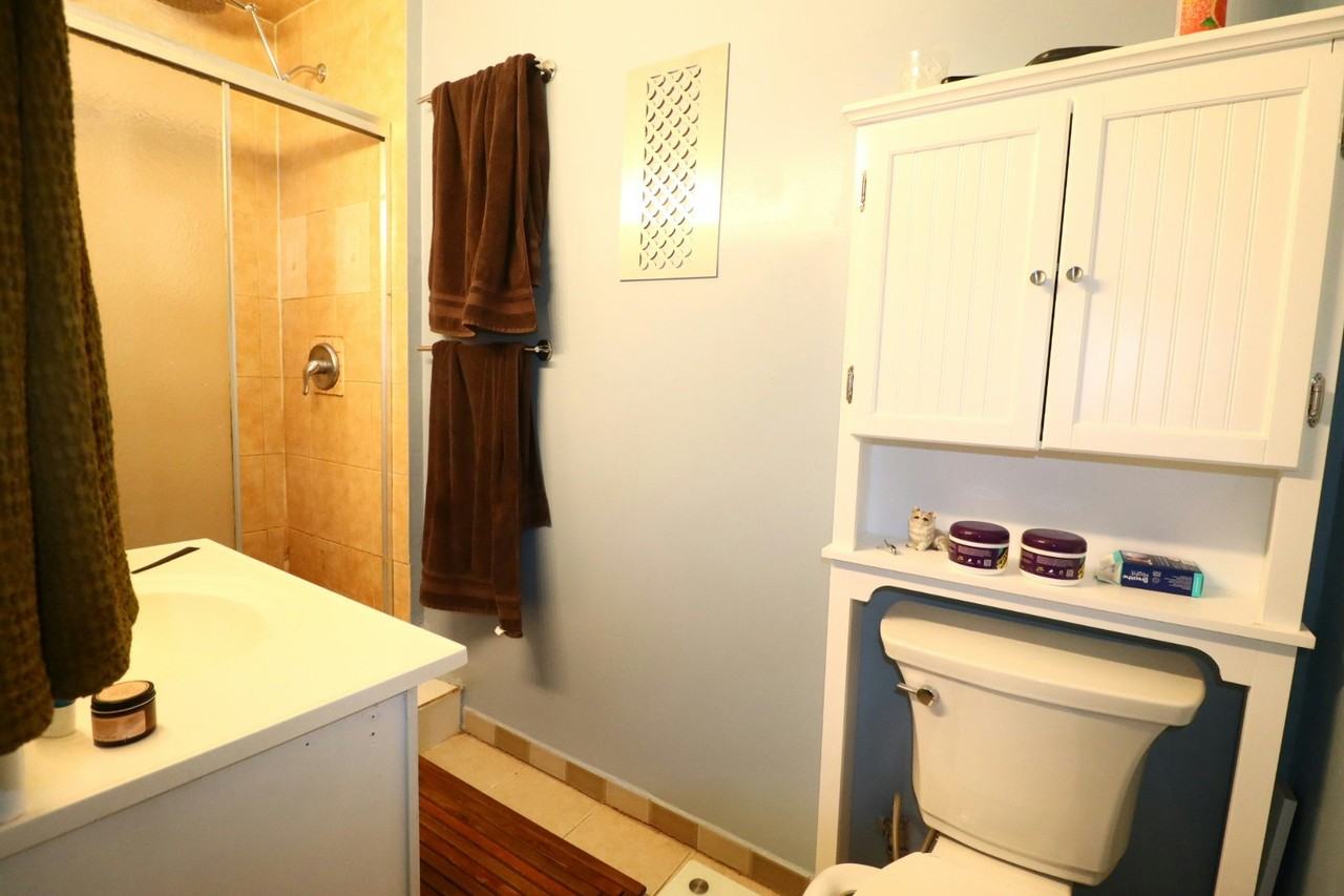 1272 Park Pl #2 - Photo 5 of 13