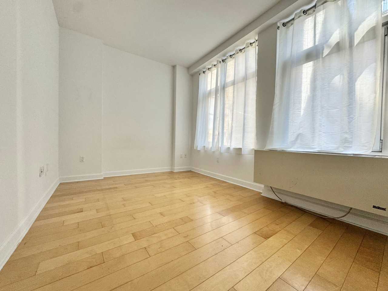 190 STREET #3B - Photo 5 of 7