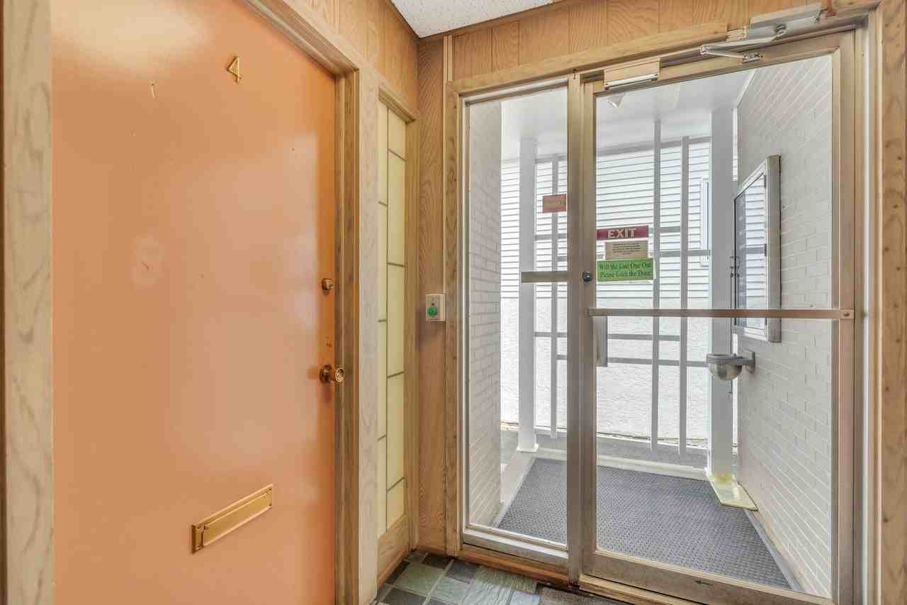 543 Valley Rd #4 - Photo 3 of 16