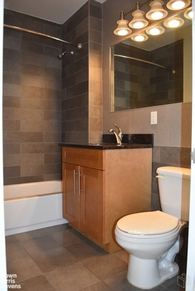 42 Wadsworth Ter #2C - Photo 5 of 6