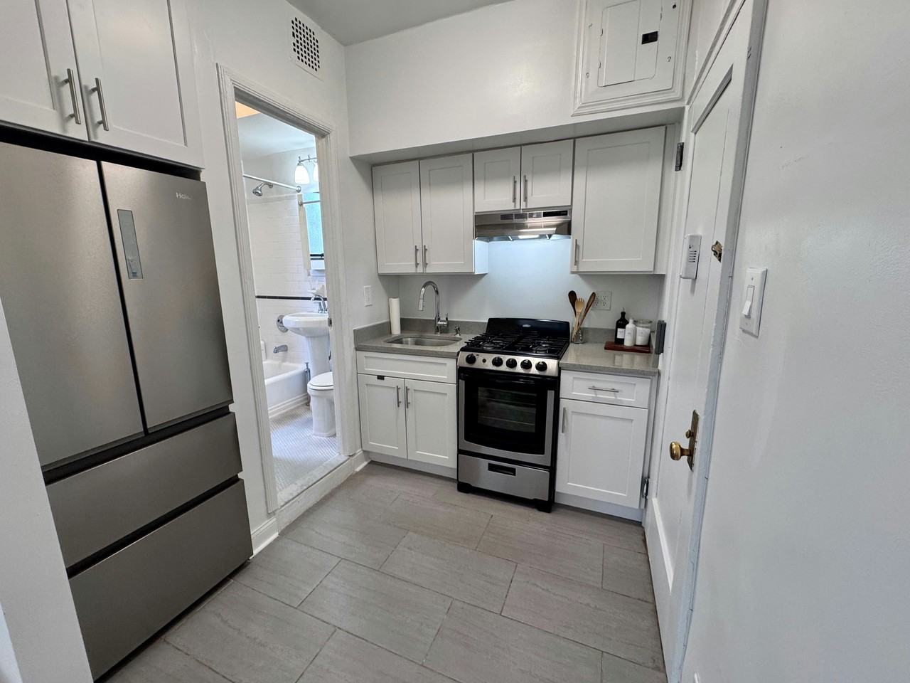 80 Winthrop St #F3 - Photo 6 of 8