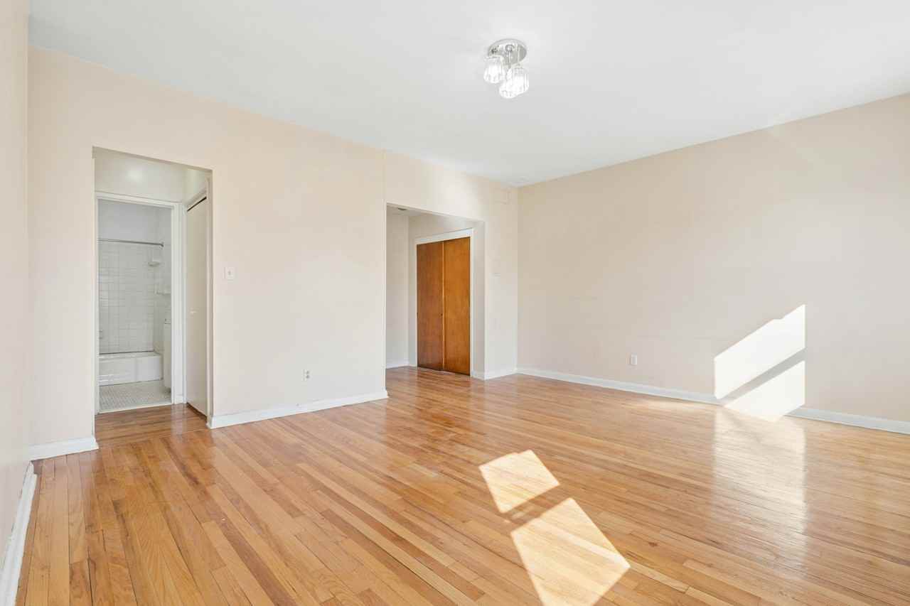 215 W 139th St #4F - Photo 4 of 8