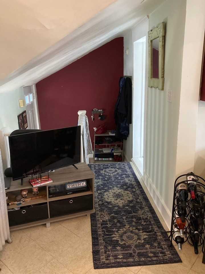 160 Chestnut St #2 - Photo 2 of 15