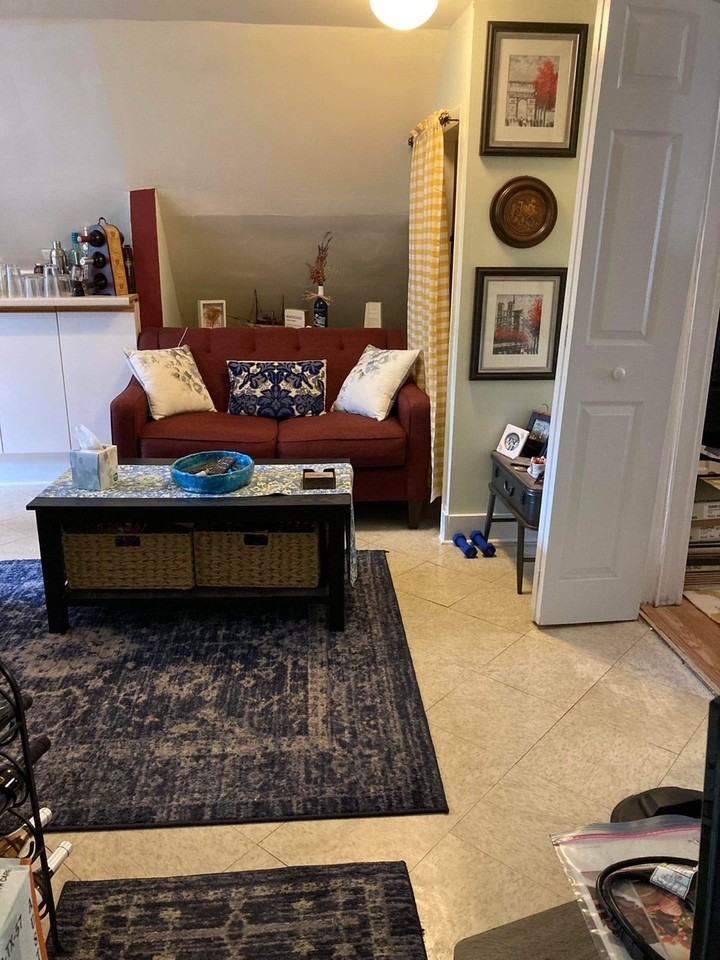 160 Chestnut St #2 - Photo 4 of 15